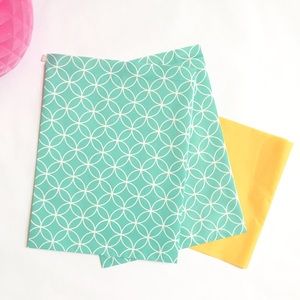 Geometric Apparel Envelope Packaging Set | Blue